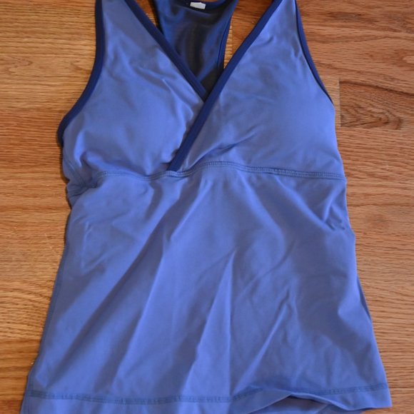 Lululemon Womens Tank Top Blue Size 2 - Picture 1 of 2